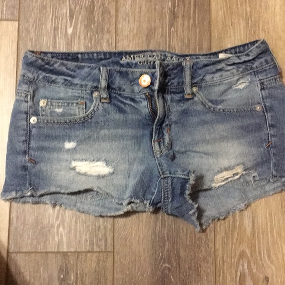 AE shorts - Picture 1 of 2